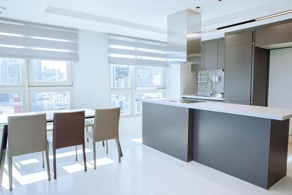 Busan Ocean Sky Osilla