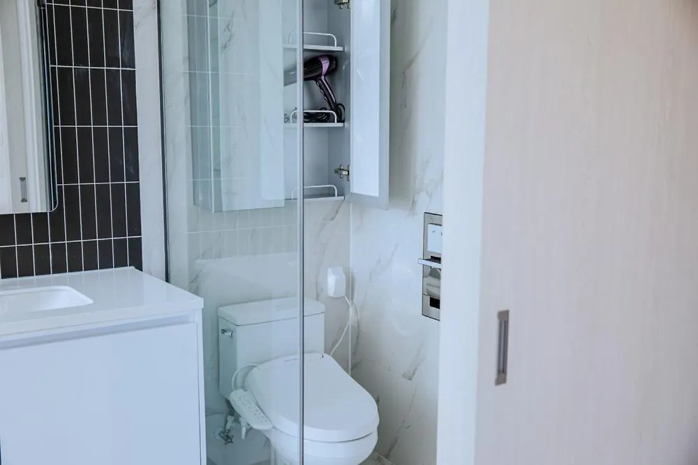 Busan Ocean Sky Osilla 0*,  Dél-Korea