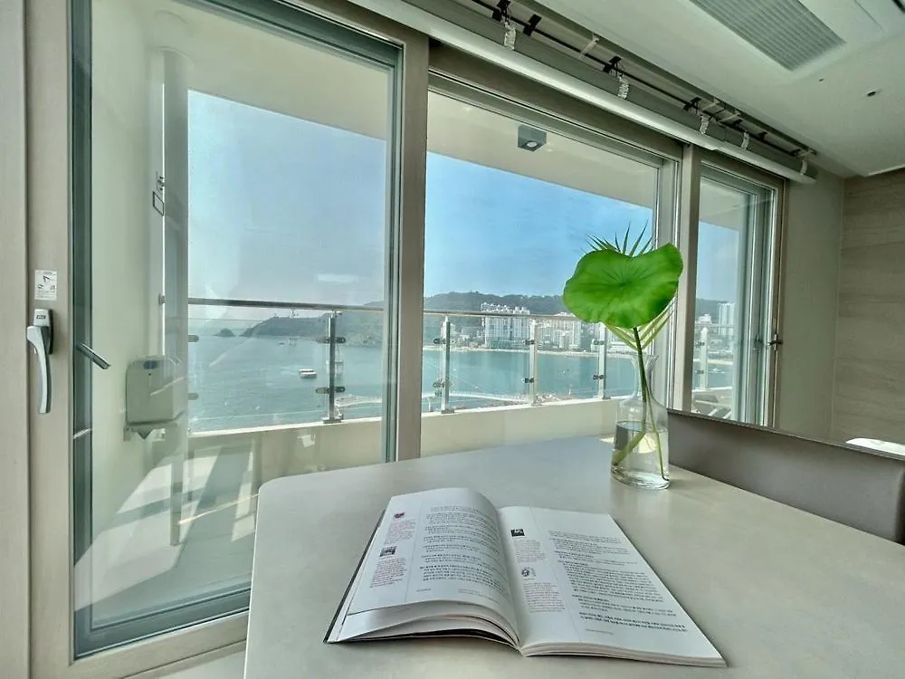 Busan Ocean Sky Osilla 0*,